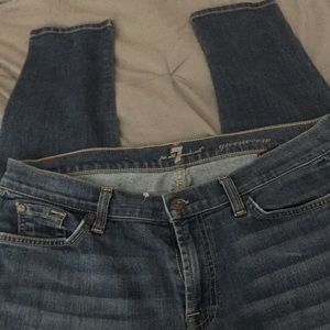 7 for all Mankind Gwenevere jeans sz 32 distressed
